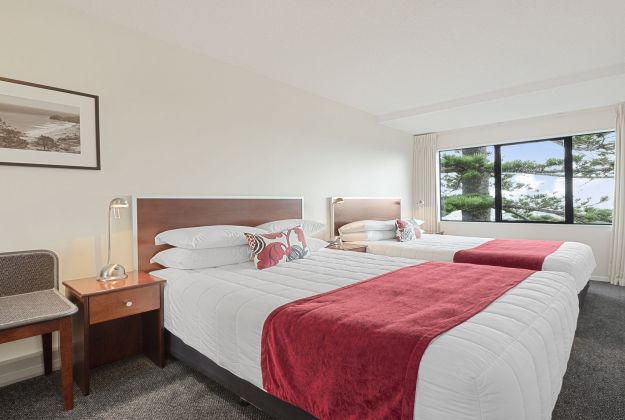 Two Bedroom Queen Room With Balcony | The Parnell Hotel | Auckland