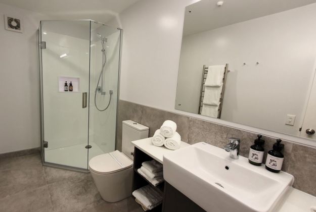 Superior Two Bedroom Apartment | Parnell Hotel | Auckland